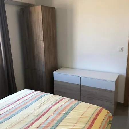 T2 Refait A Neuf Et Lumineux * Corbieres (Alpes-de-Haute-Provence)